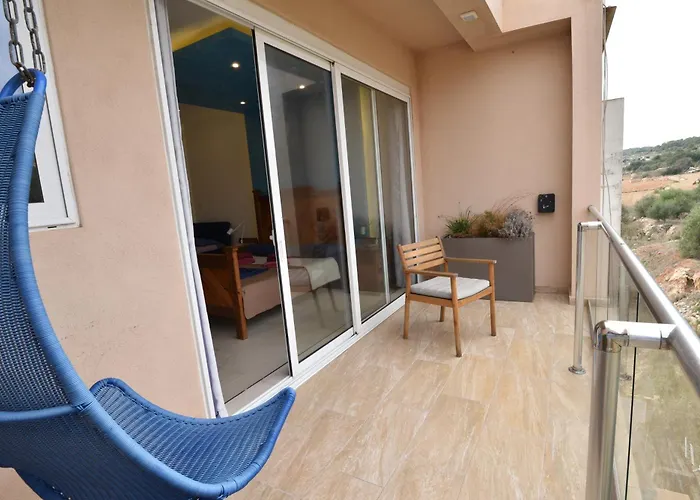 Hillview Duplex Penthouse