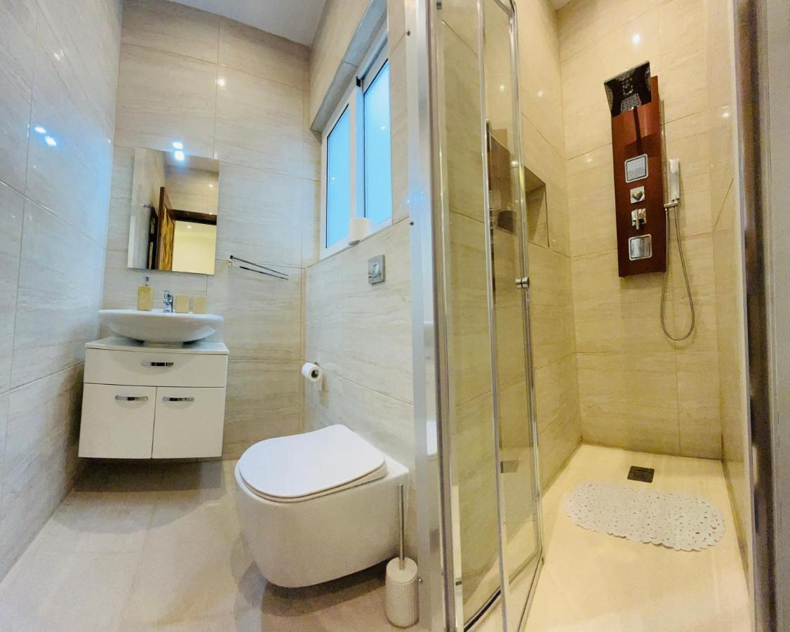 Hillview Duplex Penthouse Apartment St. Paul's Bay
